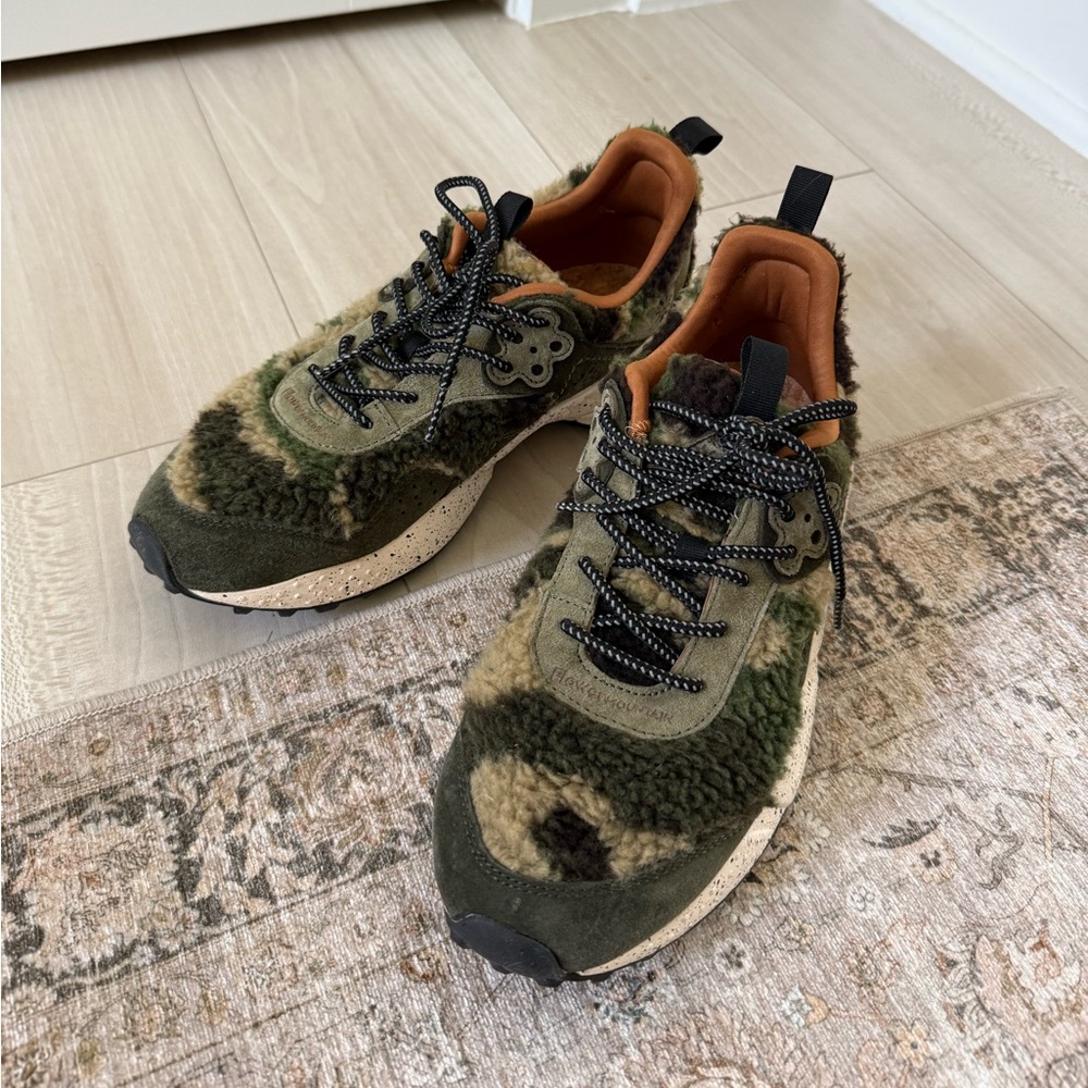 Women shoes FLOWER MOUNTAIN
Kotetsu | Grey/Army Teddy